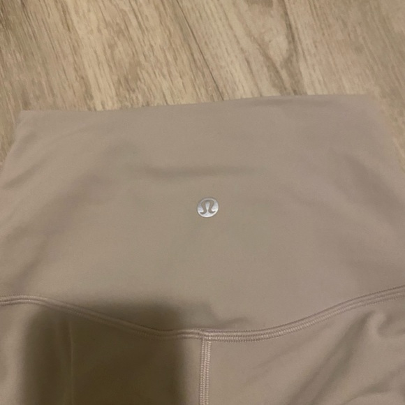 lululemon chrome align leggings size 2 28 inseam - Picture 4 of 4